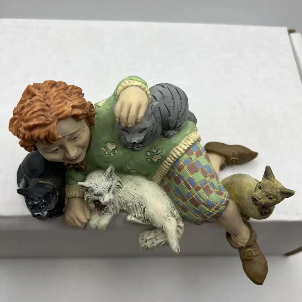 LADY KEEPER of the CATS - SHELF SITTER  Shenandoah Designs- no box, no paperwork